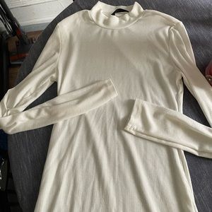 White turtle neck long sleeve